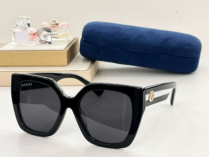 Gucci Sunglasses 55